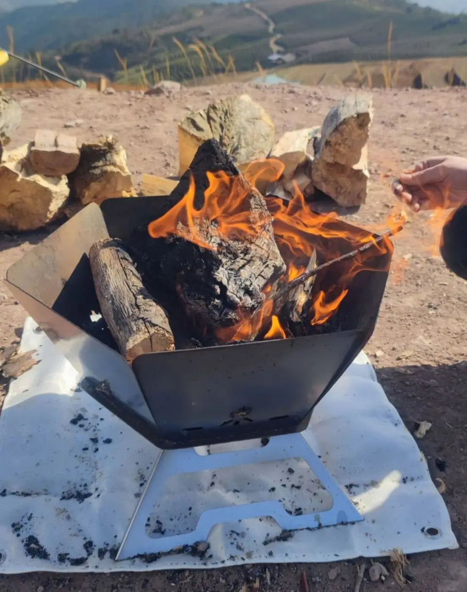 SmiloDon Camping Brazier Folding Bonfire Stove